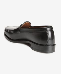 Wardrobegrove.shopc23f9a2455 2